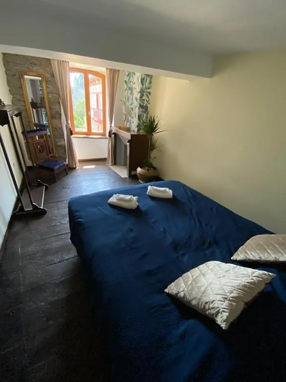 Aparthotel La Maison du paon- Josselin France